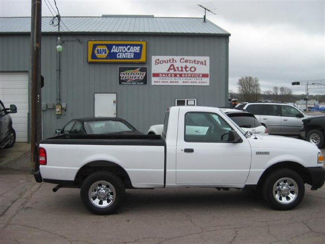 Used 2007 Ford Ranger XL with VIN 1FTYR10U97PA61172 for sale in New Ulm, Minnesota